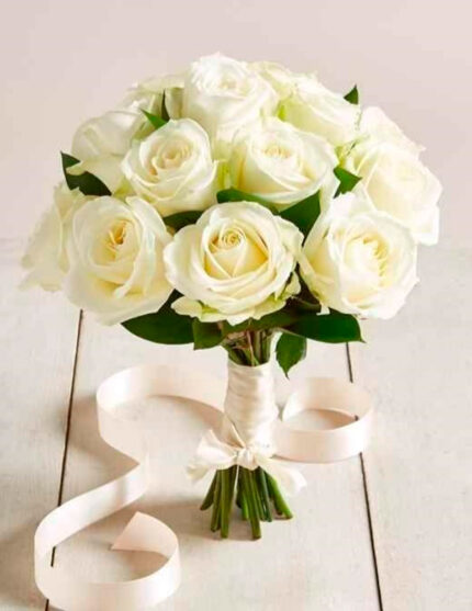 Bouquet de Rosas Blancas Importadas
