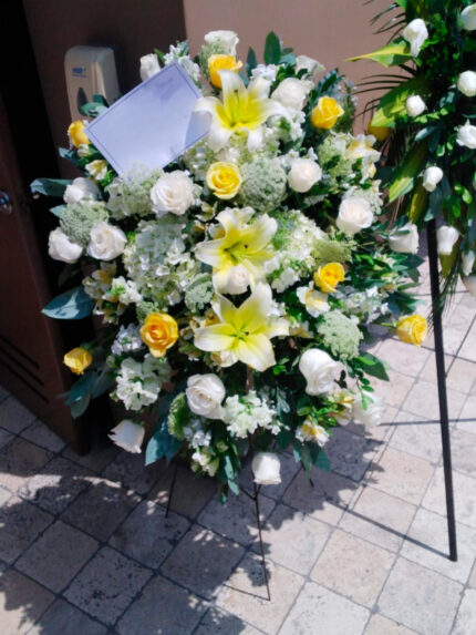 Lágrima de Rosas Amarillas con Parante
