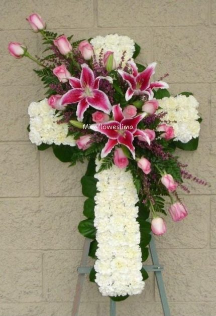 Cruz de Lilium Rosado